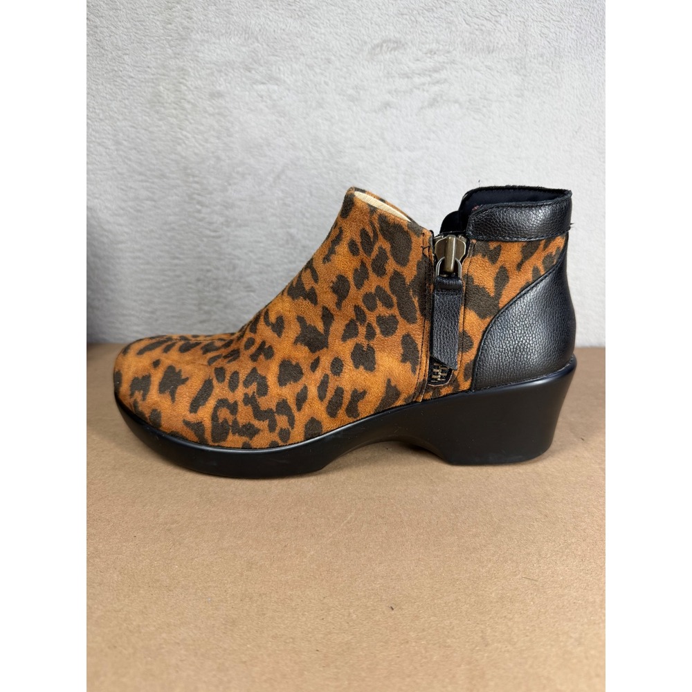 Alegria Sloan Ankle Boots Women 39 Leopard Print Zip Wedge Booties SLO-402